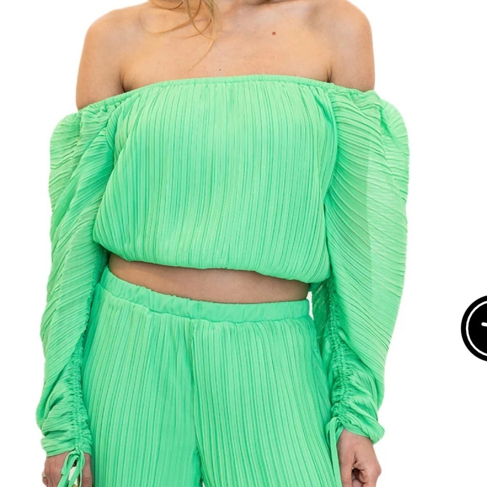 Torn by Ronny Kobo  pleated puff Top  crop Blouse Chic Off-Shoulder Green small